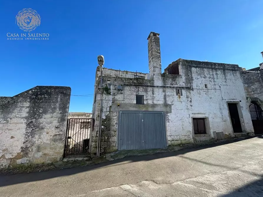 Immagine 63 di Rustico / casale in vendita  a Specchia