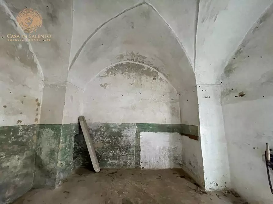 Immagine 49 di Rustico / casale in vendita  a Specchia