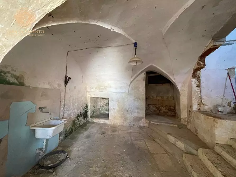 Immagine 56 di Rustico / casale in vendita  a Specchia