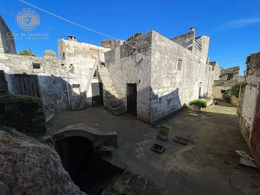 Immagine 55 di Rustico / casale in vendita  a Specchia