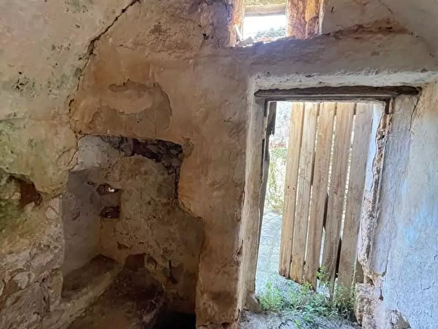 Immagine 45 di Rustico / casale in vendita  a Specchia