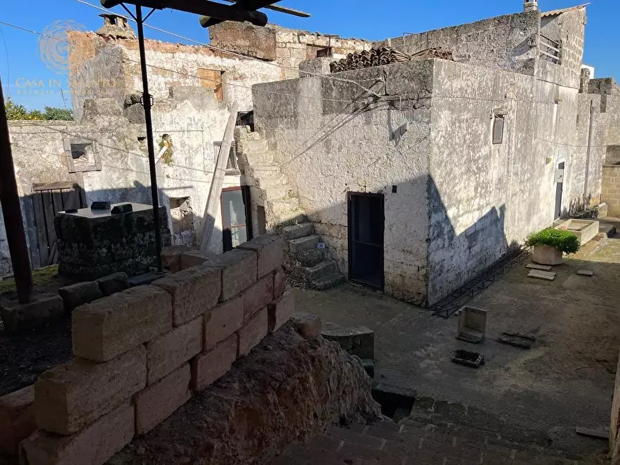 Immagine 62 di Rustico / casale in vendita  a Specchia