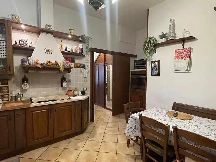 Immagine 27 di Casa trifamiliare in vendita  a Fiumicino