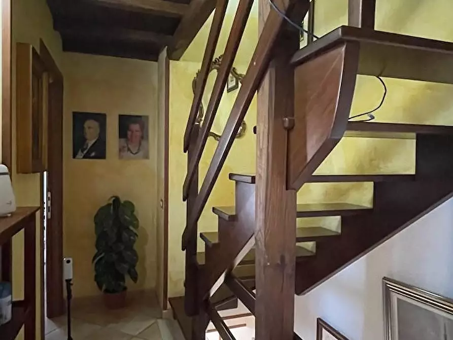 Immagine 35 di Casa trifamiliare in vendita  a Fiumicino