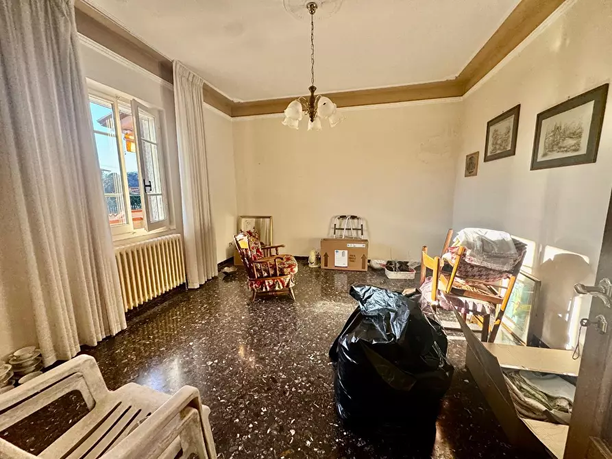 Immagine 11 di Casa bifamiliare in vendita  a Massa