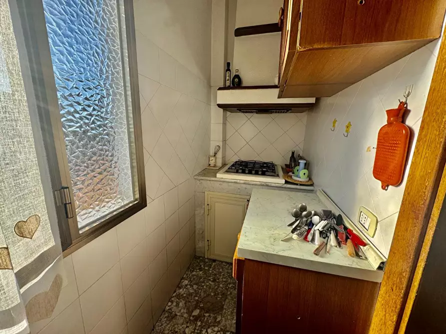 Immagine 15 di Casa bifamiliare in vendita  a Massa