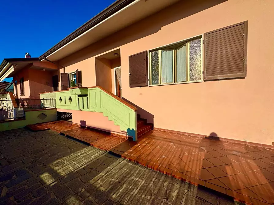 Immagine 6 di Casa bifamiliare in vendita  a Massa