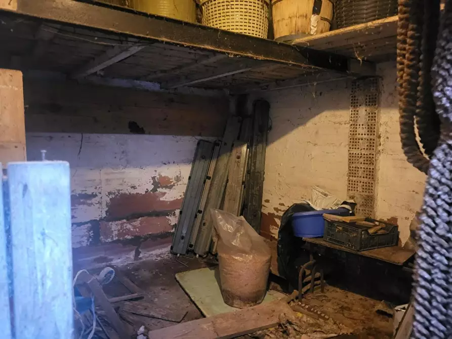 Immagine 6 di Appartamento in vendita  a Santa Maria A Monte