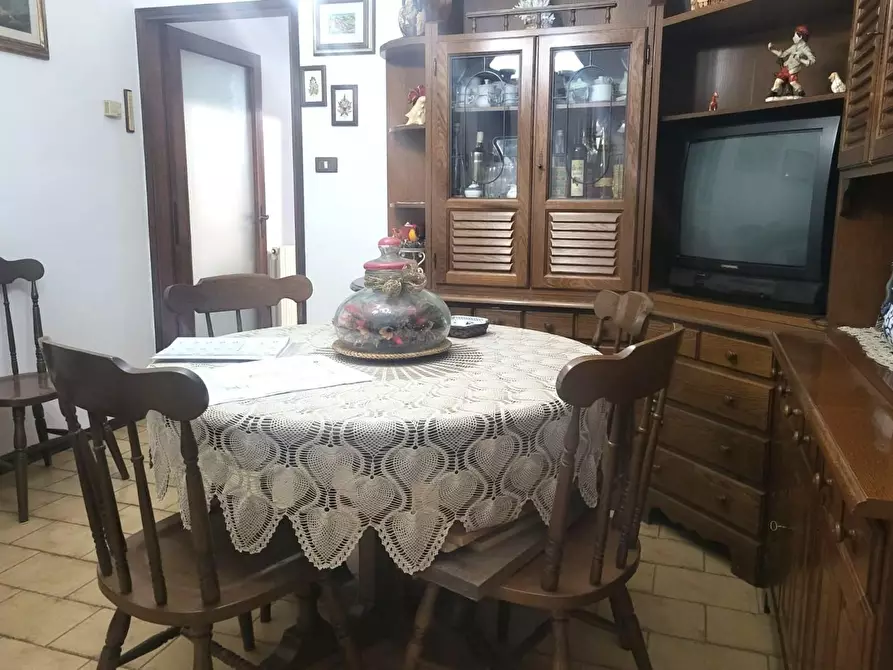 Immagine 3 di Appartamento in vendita  a Santa Maria A Monte