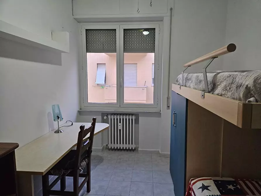 Immagine 9 di Appartamento in vendita  a Livorno