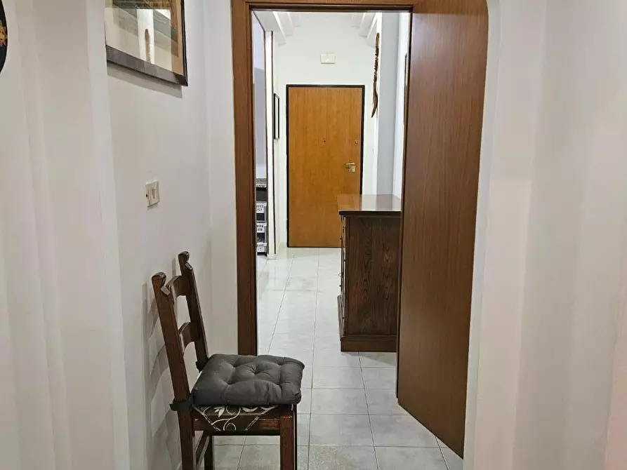 Immagine 11 di Appartamento in vendita  a Livorno