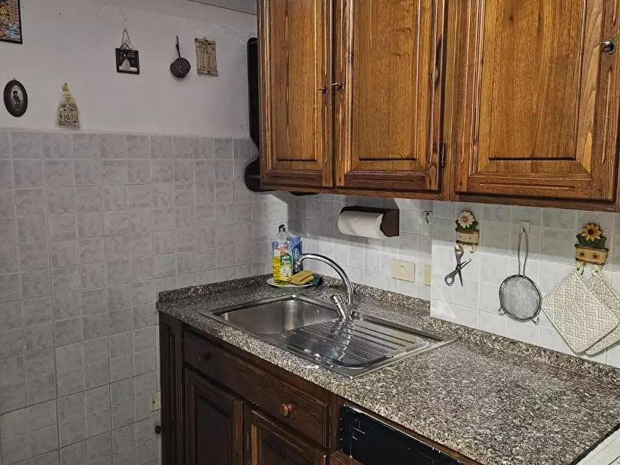 Immagine 5 di Appartamento in vendita  a Livorno