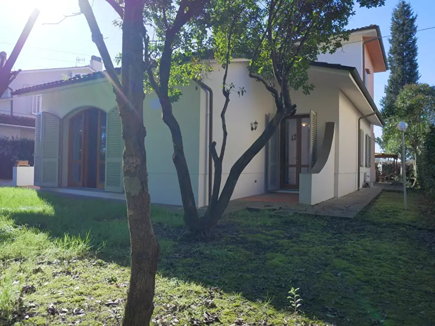 Immagine 39 di Villa in vendita  a Empoli