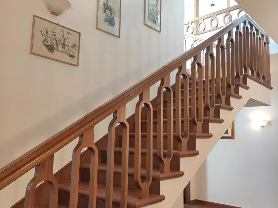 Immagine 27 di Villa in vendita  a Empoli