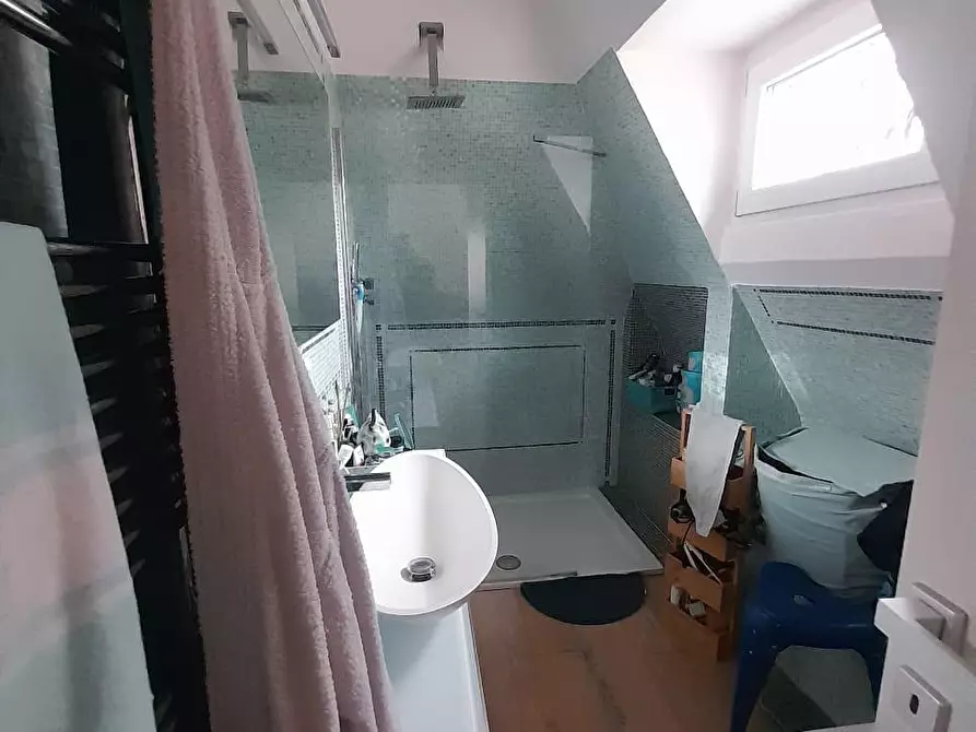 Immagine 14 di Appartamento in vendita  a Livorno