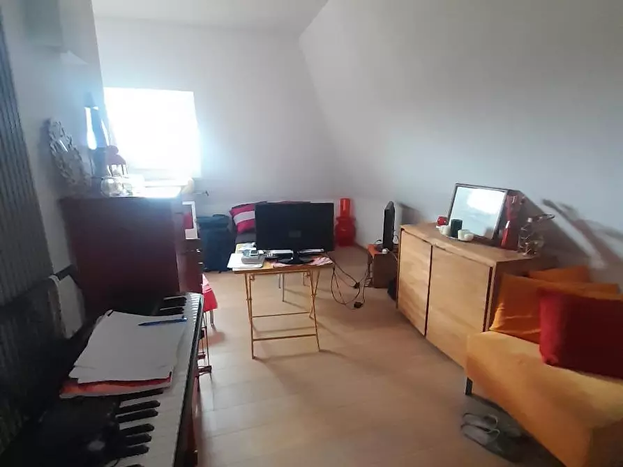 Immagine 11 di Appartamento in vendita  a Livorno