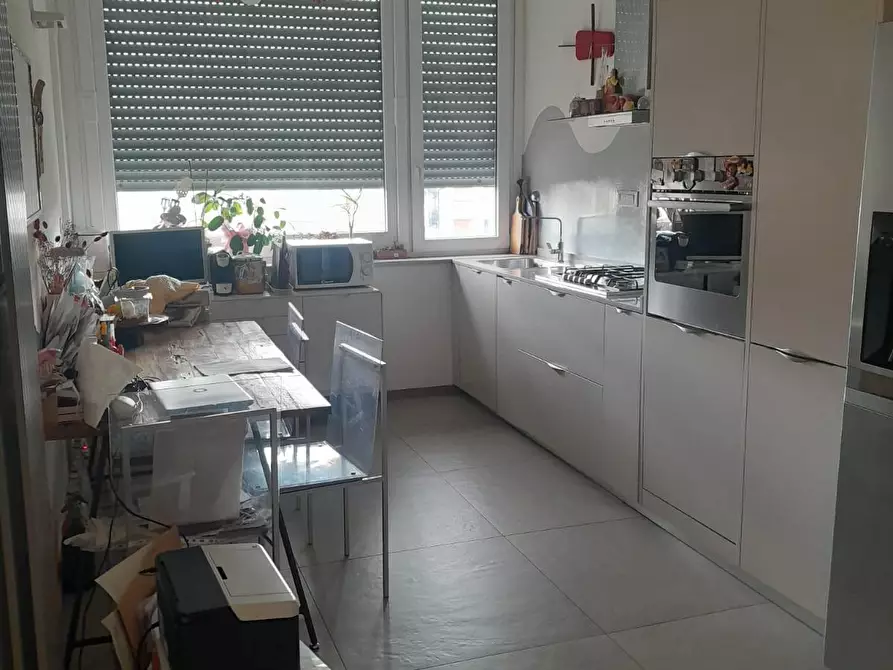 Immagine 5 di Appartamento in vendita  a Livorno