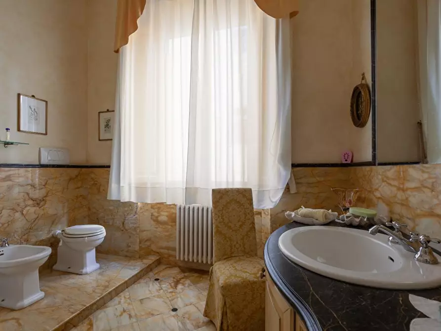 Immagine 5 di Appartamento in vendita  a Pisa