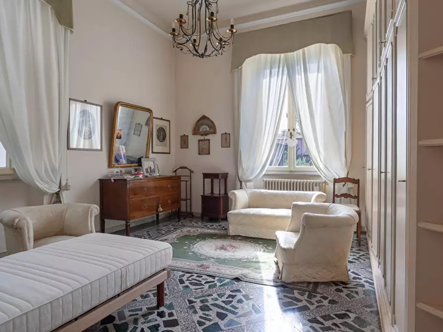 Immagine 8 di Appartamento in vendita  a Pisa