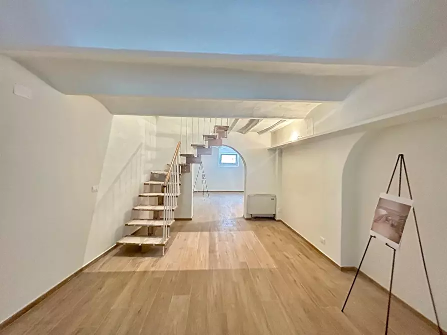 Immagine 15 di Appartamento in vendita  a Empoli