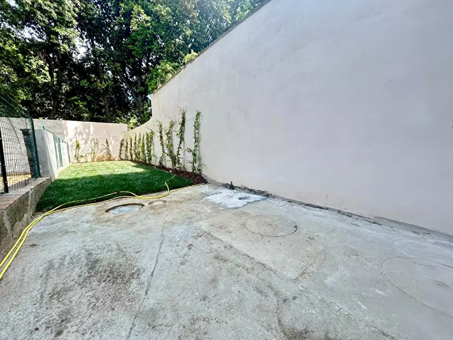 Immagine 21 di Appartamento in vendita  a Empoli