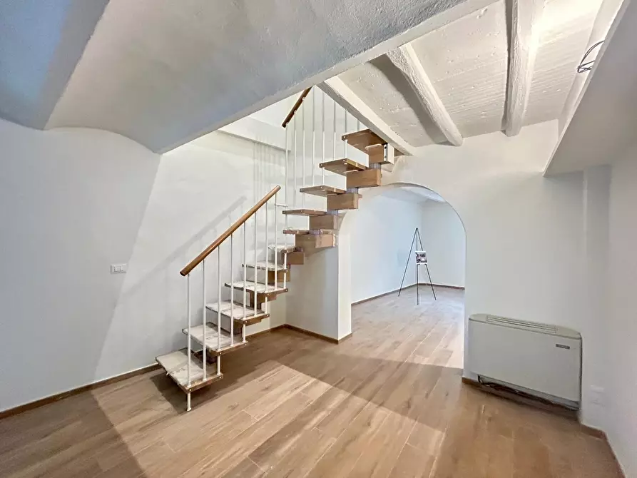 Immagine 16 di Appartamento in vendita  a Empoli