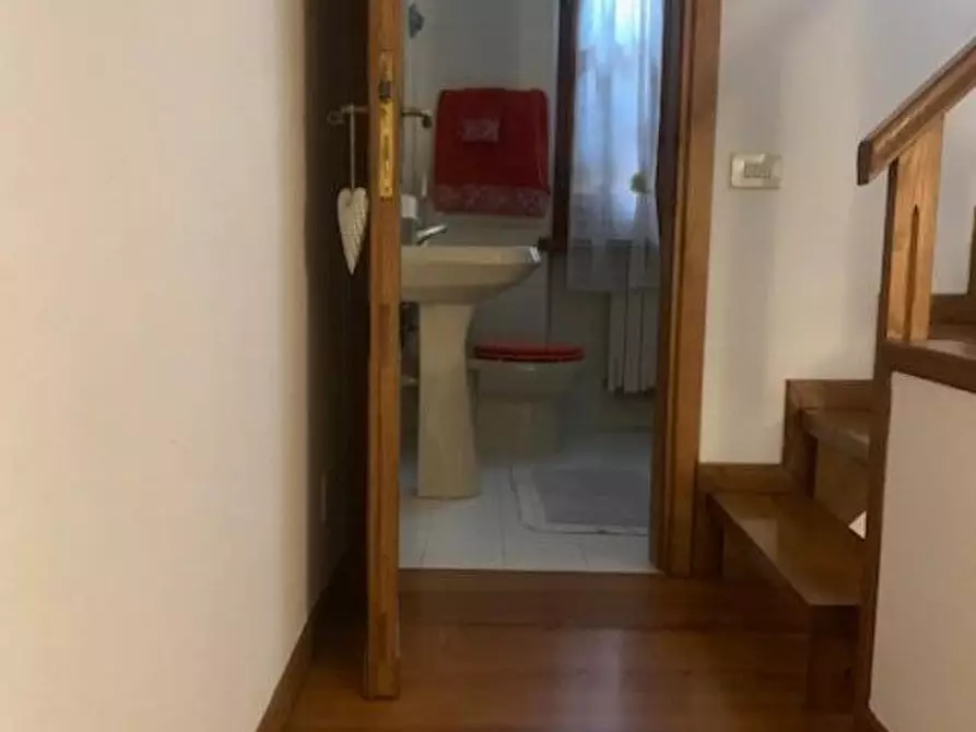 Immagine 17 di Casa bifamiliare in vendita  a Buggiano