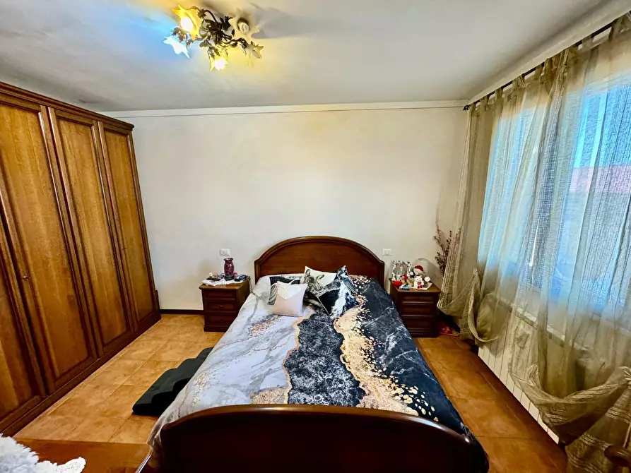 Immagine 13 di Appartamento in vendita  a Pontedera