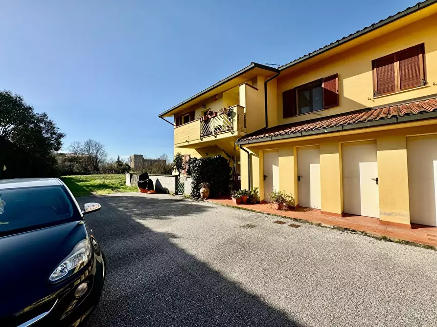 Immagine 3 di Appartamento in vendita  a Pontedera