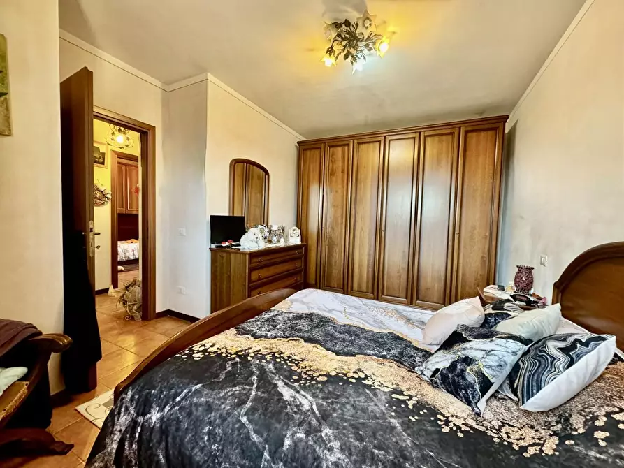 Immagine 11 di Appartamento in vendita  a Pontedera