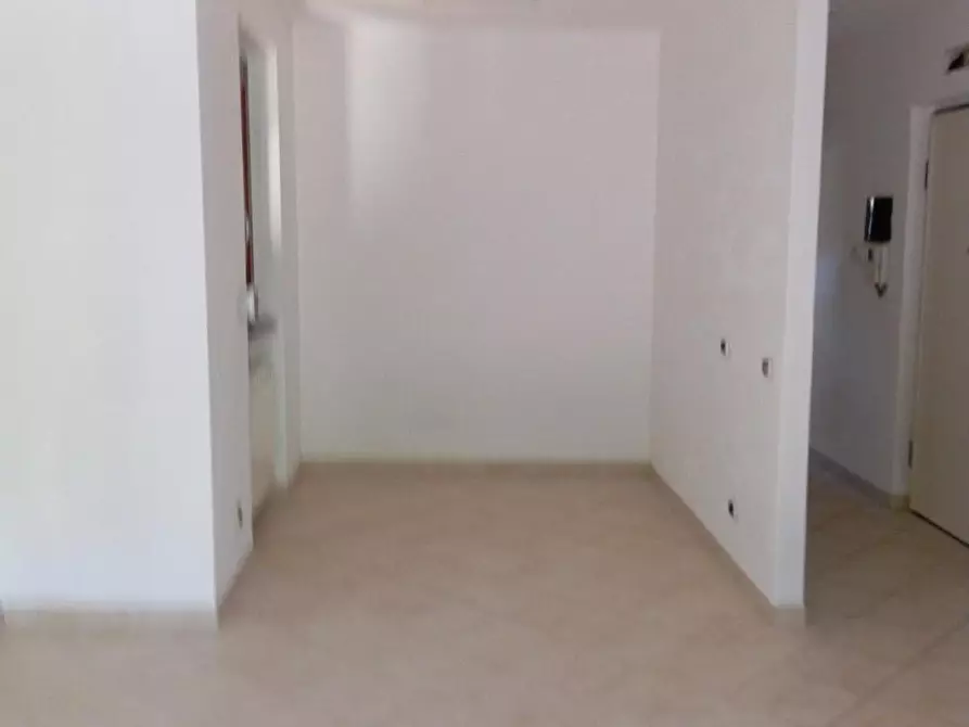 Immagine 9 di Appartamento in vendita  a Carrara