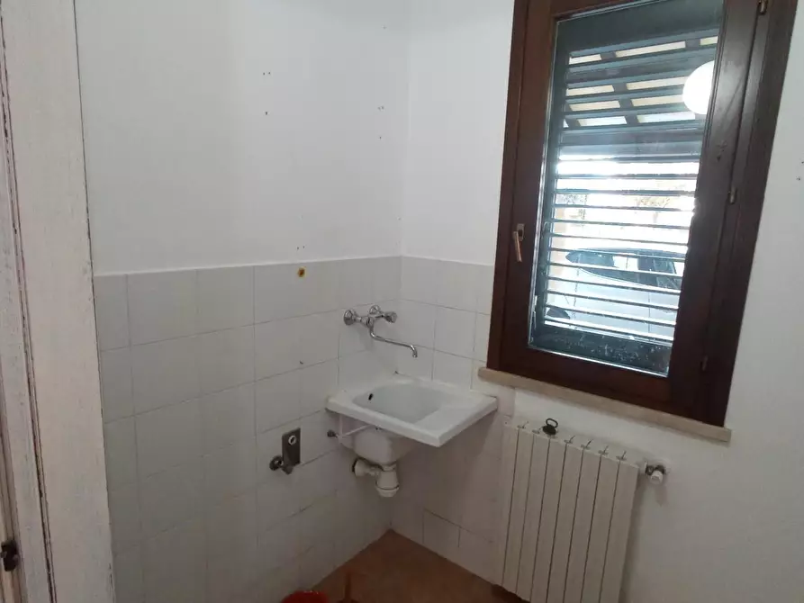 Immagine 34 di Appartamento in vendita  a Montopoli In Val D'arno