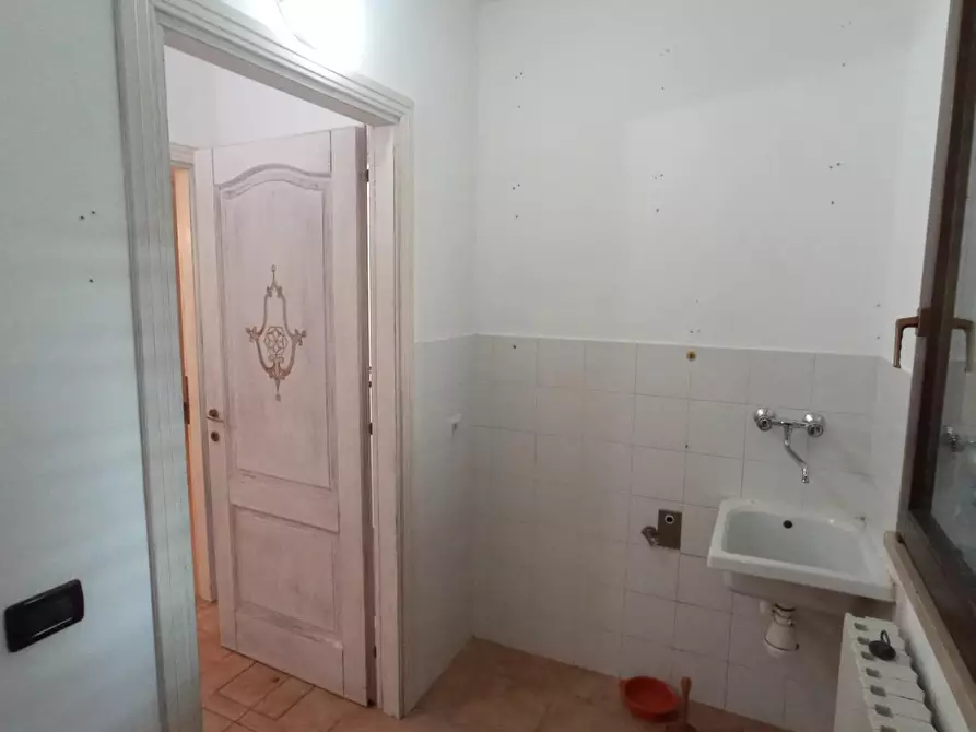 Immagine 36 di Appartamento in vendita  a Montopoli In Val D'arno