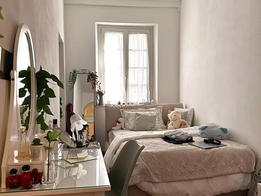 Immagine 9 di Appartamento in vendita  a Lucca