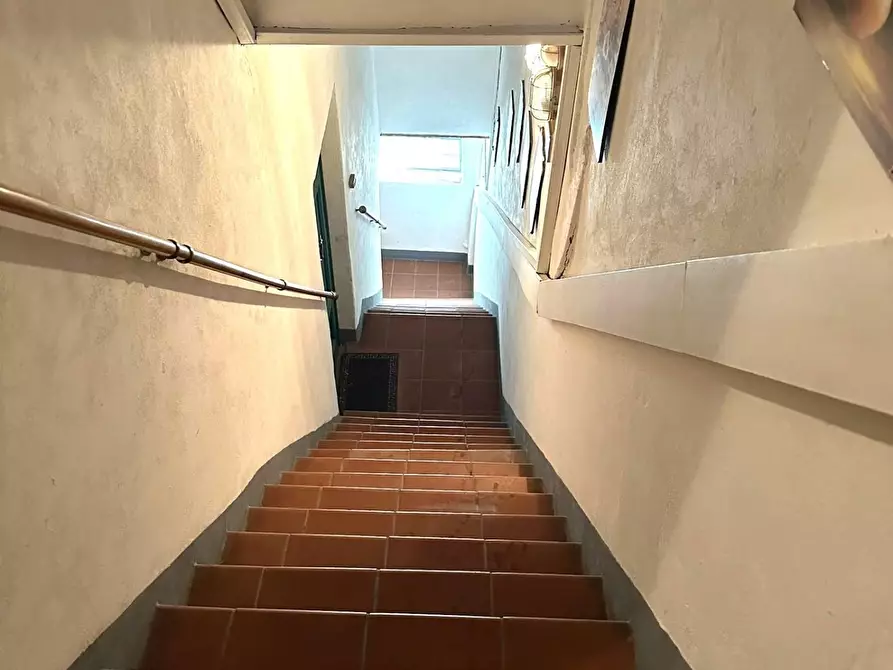 Immagine 20 di Appartamento in vendita  a Lucca