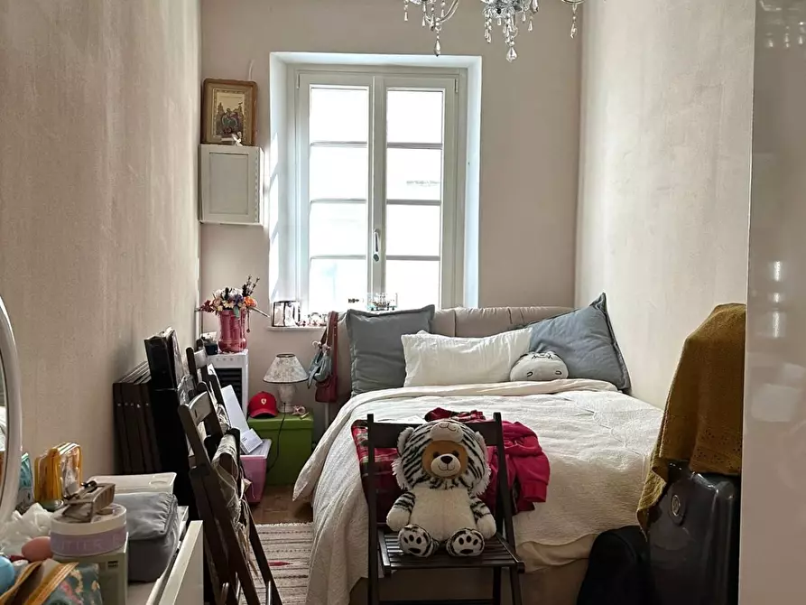 Immagine 10 di Appartamento in vendita  a Lucca