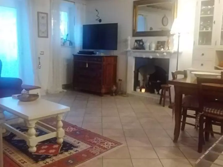 Immagine 6 di Appartamento in vendita  a Massa