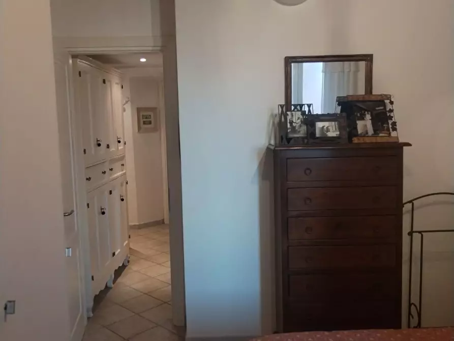 Immagine 19 di Appartamento in vendita  a Massa