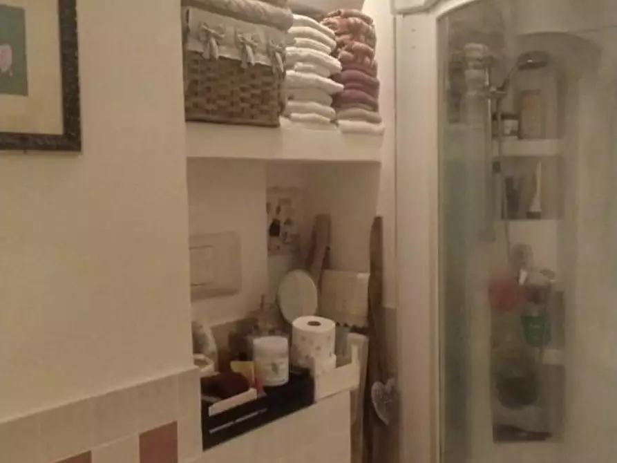 Immagine 17 di Appartamento in vendita  a Massa