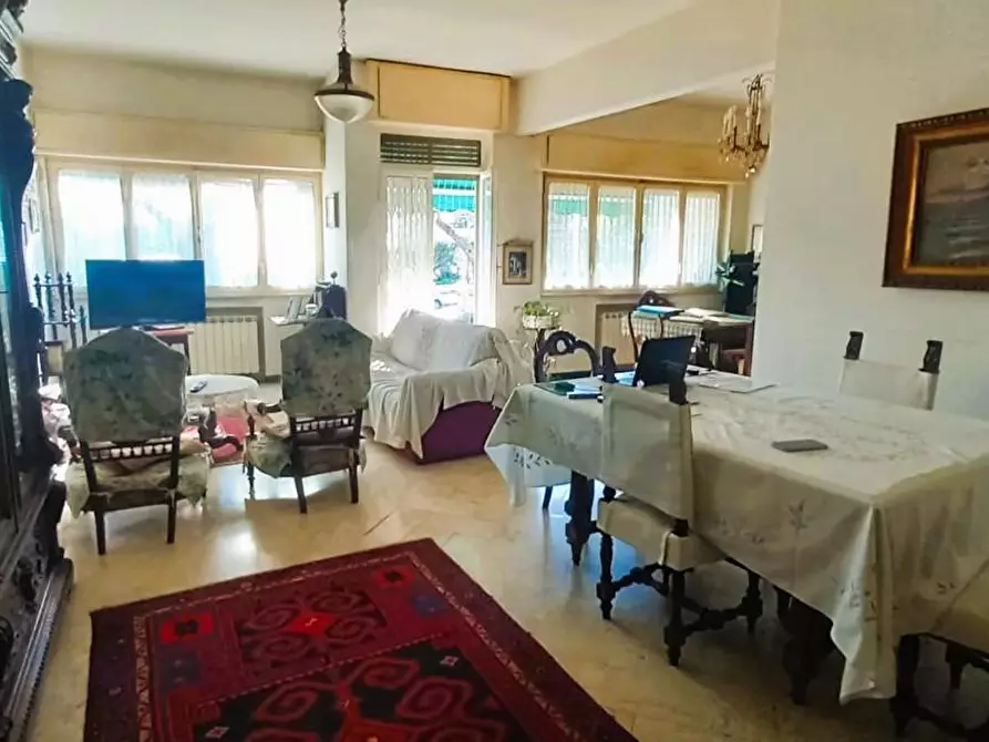 Immagine 6 di Appartamento in vendita  a Carrara