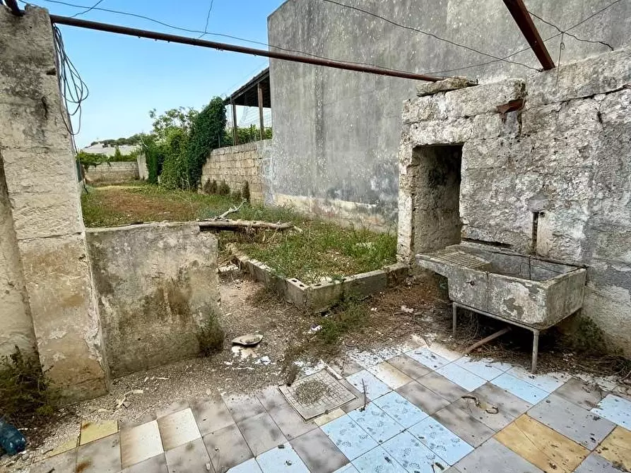 Immagine 11 di Appartamento in vendita  a Alessano