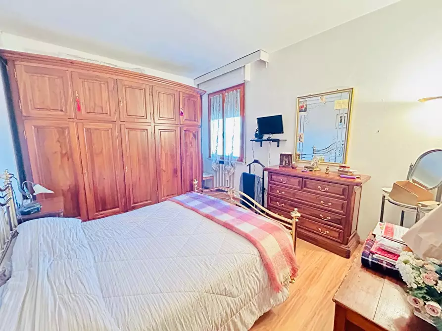 Immagine 10 di Appartamento in vendita  a Empoli