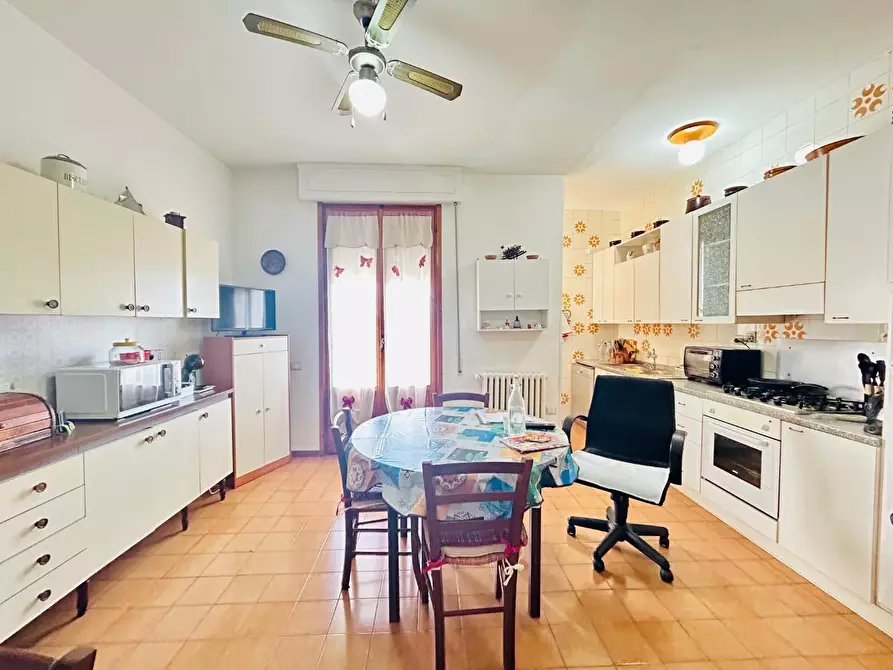 Immagine 3 di Appartamento in vendita  a Empoli