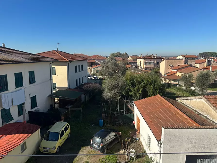 Immagine 8 di Appartamento in vendita  a Collesalvetti