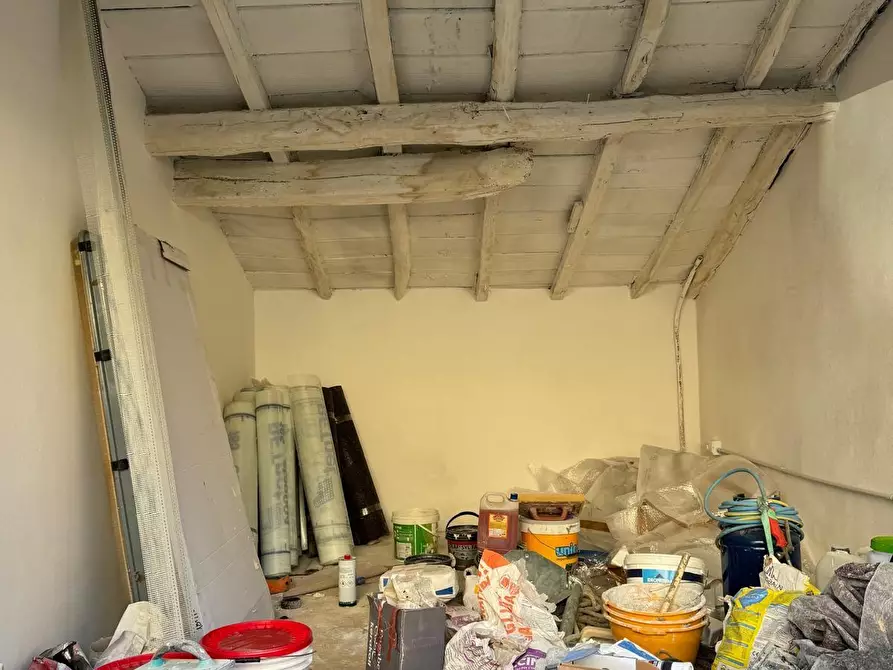 Immagine 20 di Mansarda in vendita  a Capannori