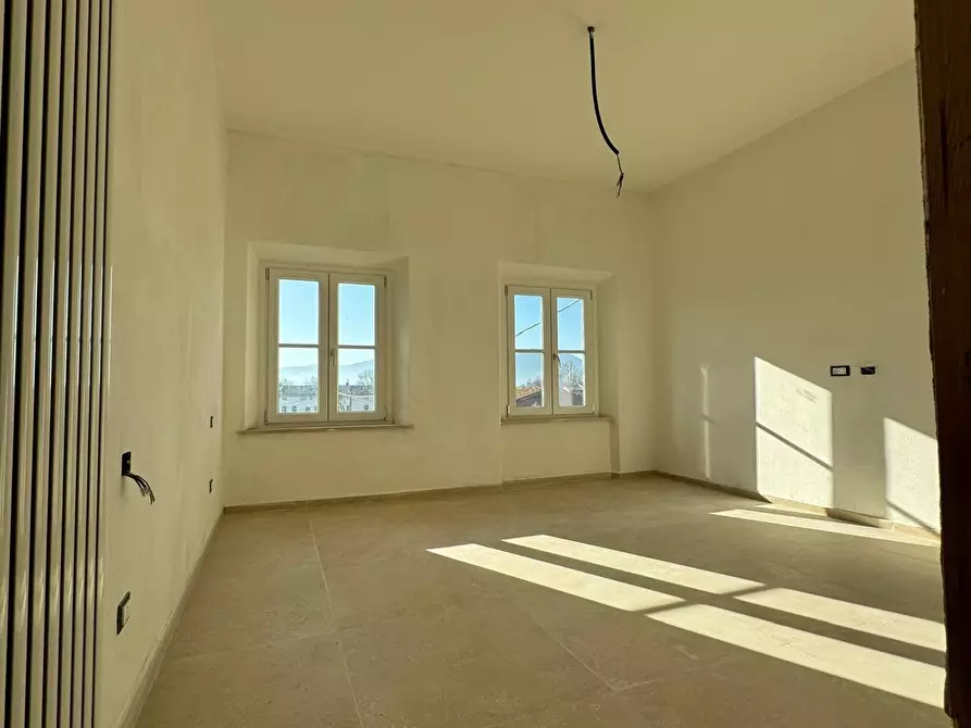 Immagine 15 di Mansarda in vendita  a Capannori