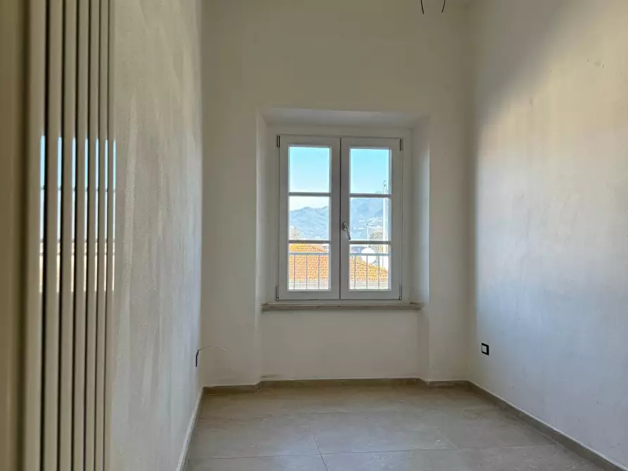 Immagine 9 di Mansarda in vendita  a Capannori