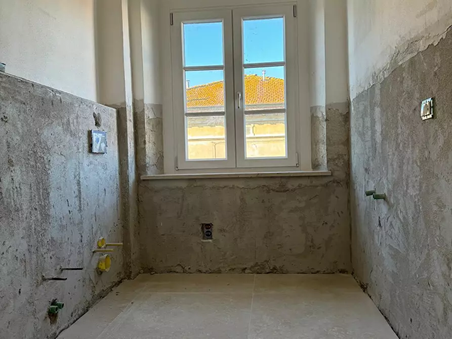 Immagine 12 di Mansarda in vendita  a Capannori