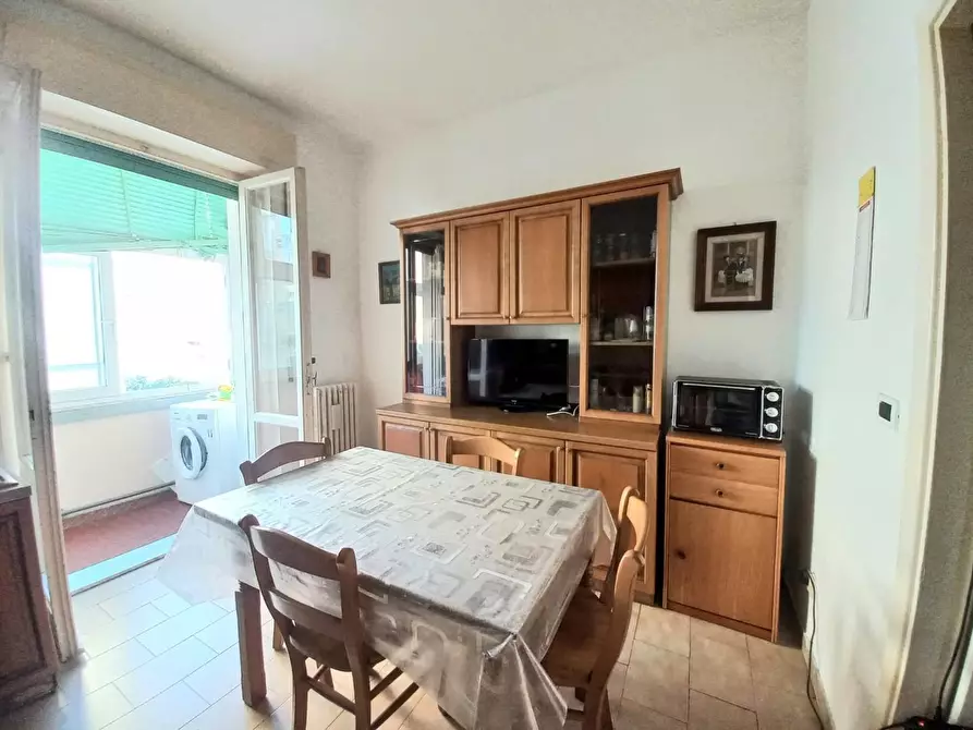 Immagine 9 di Appartamento in vendita  a Livorno