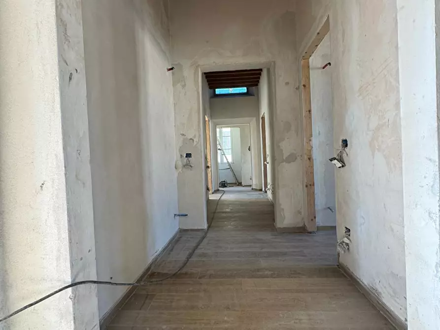 Immagine 18 di Appartamento in vendita  a Capannori